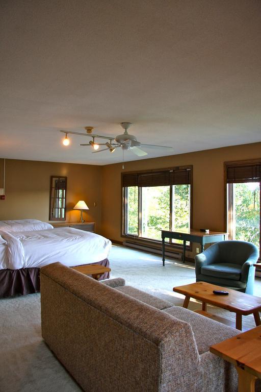 Pow Wow Point Lodge Huntsville Quarto foto